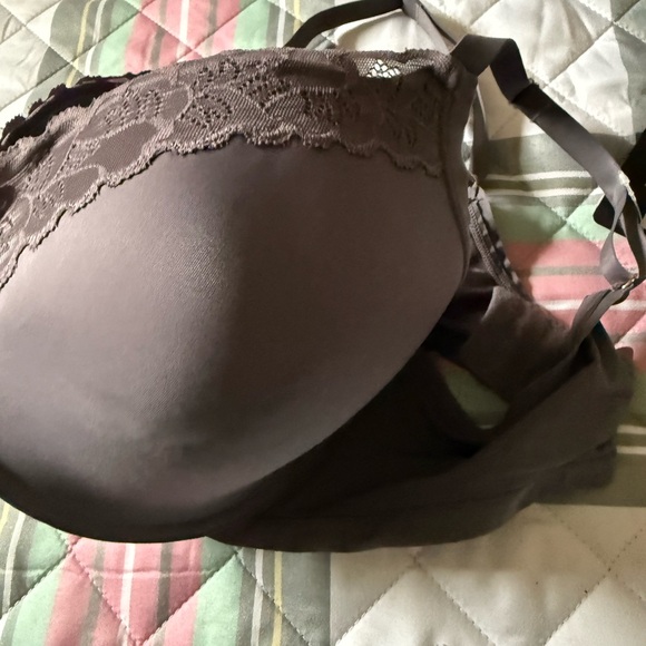 Natori bra nwt never worn - Picture 3 of 7